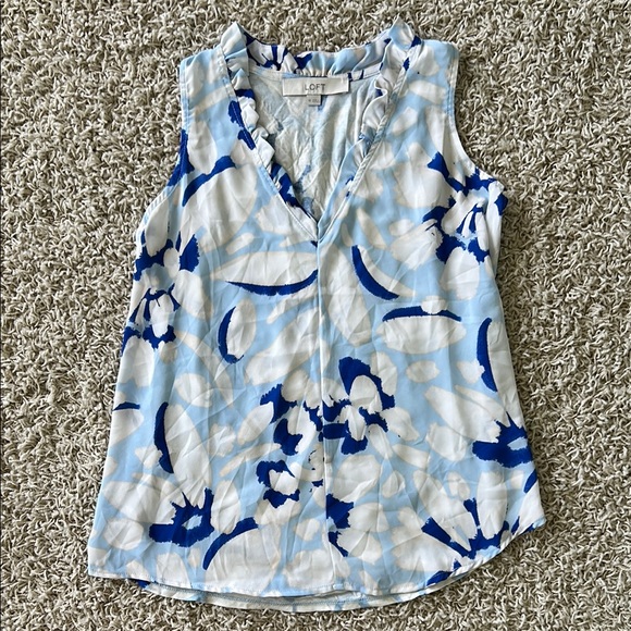 LOFT Women’s XS Blue and White Patterned Tank Top - Picture 2 of 6